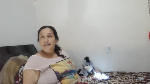 Snapshot of xime5144838 chatting on February 18, 1:21 am Ximena online show from February 18, 1:21 am