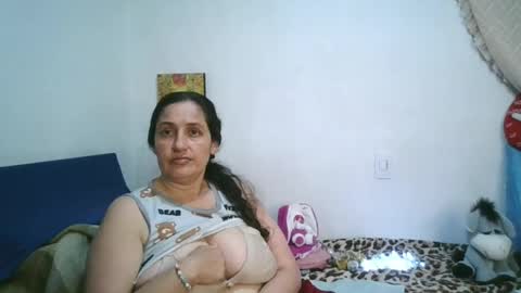 Snapshot of xime5144838 chatting on April 8, 12:43 am Ximena online show from April 8, 12:43 am