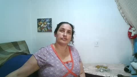Snapshot of xime5144838 chatting on May 21, 12:50 am Ximena online show from May 21, 12:50 am