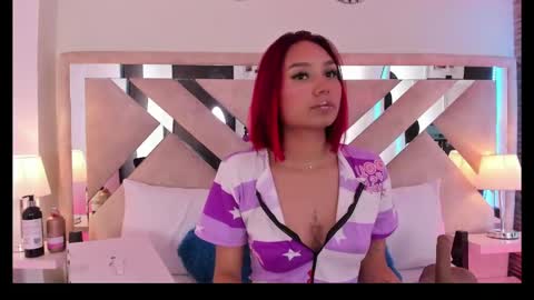 Snapshot of ximena_vasquez8 chatting on April 25, 4:26 am Xime online show from April 25, 4:26 am