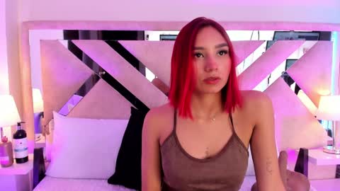 Snapshot of ximena_vasquez8 chatting on May 1, 4:28 am Xime online show from May 1, 4:28 am