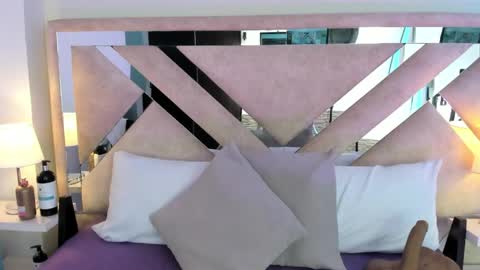 Snapshot of ximena_vasquez8 chatting on May 3, 4:07 am Xime online show from May 3, 4:07 am