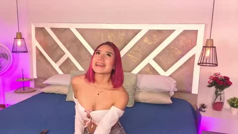 Snapshot of ximena_vasquez8 chatting on June 5, 11:32 pm Xime online show from June 5, 11:32 pm