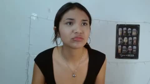 Snapshot of ximenna_bu chatting on June 27, 1:50 pm ximenna_bu online show from June 27, 1:50 pm
