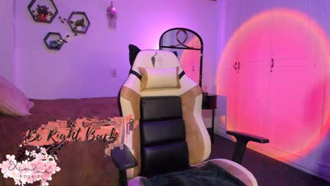 Ximena online show from April 6, 5:25 pm