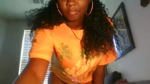 Ximora online show from May 25, 1:28 pm