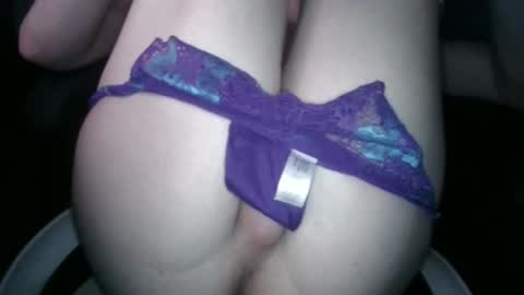 Mangofruitjerky online show from March 23, 4:27 am