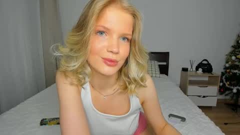 Chloe online show from January 19, 12:20 pm