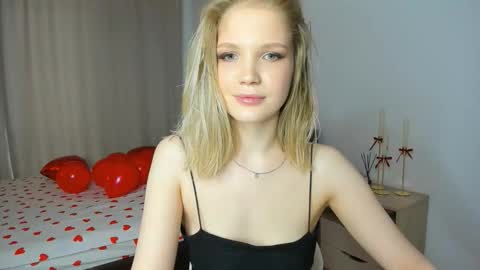 Chloe online show from February 14, 10:23 am