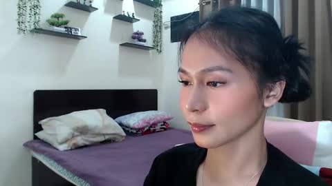 Alice online show from May 12, 7:44 pm