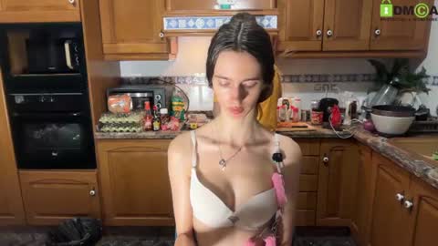 Snapshot of xmaskedgirl888 chatting on July 16, 11:22 pm Extreme Couple online show from July 16, 11:22 pm