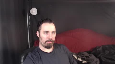 Snapshot of xmetalstudx chatting on February 18, 1:44 pm MetalstudMaster online show from February 18, 1:44 pm