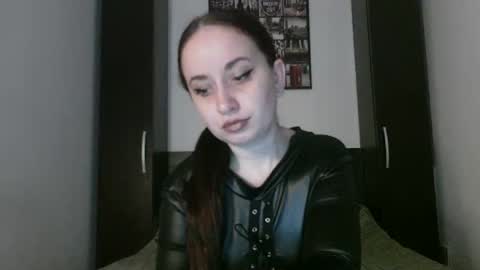 Mistress Emma online show from November 17, 8:42 am