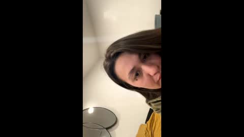 Moanxxxa online show from April 4, 10:51 pm