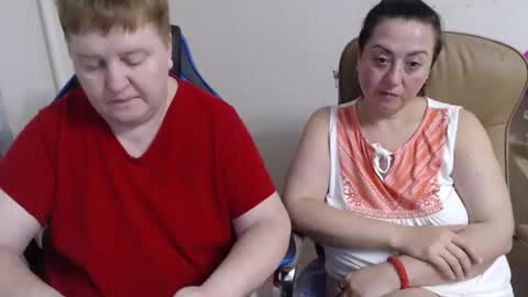 XMollyJaneX online show from November 15, 8:38 pm