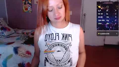 Snapshot of xnathashax1 chatting on February 5, 9:41 pm luciana online show from February 5, 9:41 pm