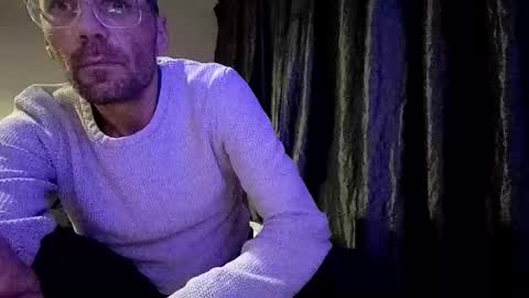 Snapshot of xo_smurf_xo chatting on November 11, 2:00 am Just Smurf online show from November 11, 2:00 am