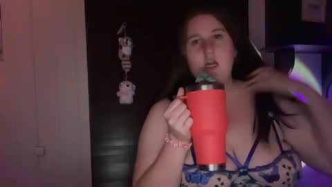 xopeachybaby online show from May 8, 11:26 am