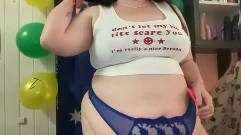 xopeachybaby online show from June 25, 1:16 am
