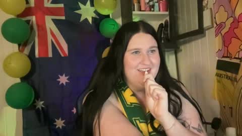 xopeachybaby online show from July 6, 12:57 pm