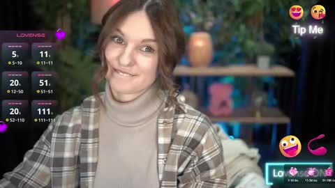 xoxo_molly online show from October 30, 9:15 pm