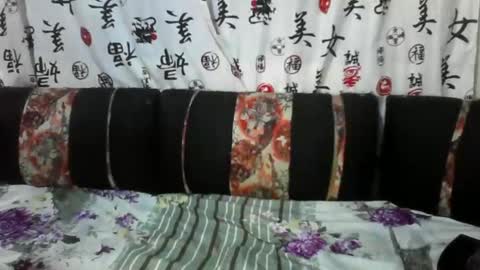 Snapshot of xperlajacksonxxx chatting on February 26, 6:15 am Perla Jackson online show from February 26, 6:15 am