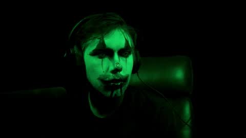 Snapshot of xplasticbludx chatting on February 2, 3:05 am xplasticbludx online show from February 2, 3:05 am