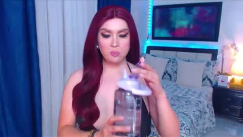Snapshot of xplaymateamandax chatting on June 29, 4:52 am amanda online show from June 29, 4:52 am
