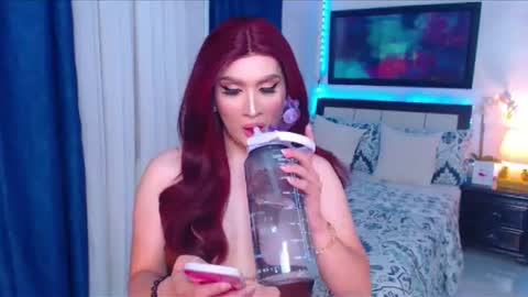 Snapshot of xplaymateamandax chatting on July 1, 4:36 am amanda online show from July 1, 4:36 am