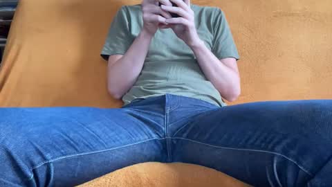 john online show from June 4, 10:10 am