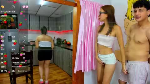 xsexys girlsx online show from March 1, 5:52 am