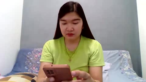 HI IM PAULINE online show from October 5, 1:37 am