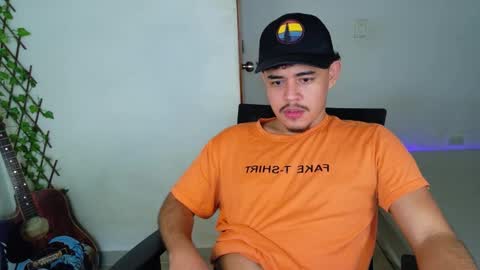 Snapshot of xtranherr chatting on January 13, 12:38 am xtranherr online show from January 13, 12:38 am