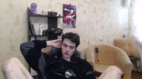 traqqq online show from February 28, 7:48 am