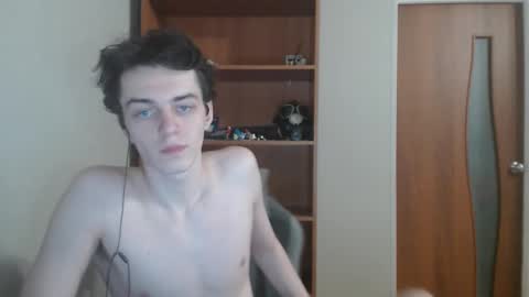 traqqq online show from November 27, 9:17 pm