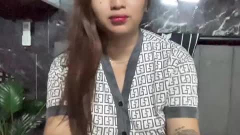 Snapshot of xtremelyasian chatting on April 23, 12:40 pm xtremelyasian online show from April 23, 12:40 pm