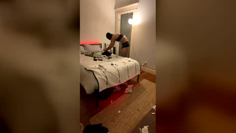 Snapshot of xundera chatting on February 7, 2:10 pm xundera online show from February 7, 2:10 pm