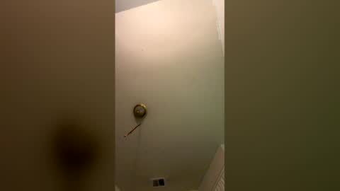 xundera online show from April 13, 9:04 am