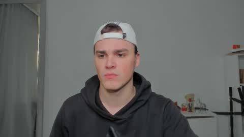 raul online show from February 1, 8:35 am