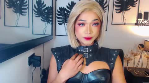 Snapshot of xxasian_goddessxx chatting on May 10, 3:39 pm xxasian_goddessxx online show from May 10, 3:39 pm
