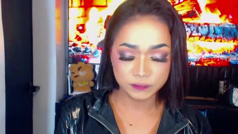 Snapshot of xxasian_goddessxx chatting on May 28, 6:27 pm xxasian_goddessxx online show from May 28, 6:27 pm