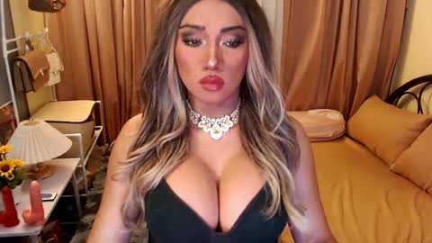 cinddy online show from April 7, 4:40 pm