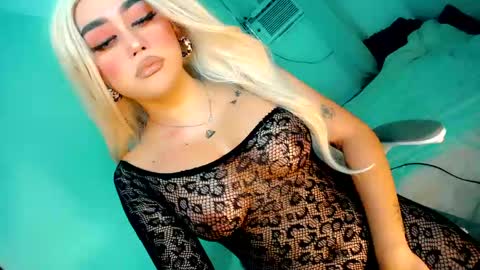 Snapshot of xxcumcatcherxx chatting on April 20, 1:30 am Jane online show from April 20, 1:30 am