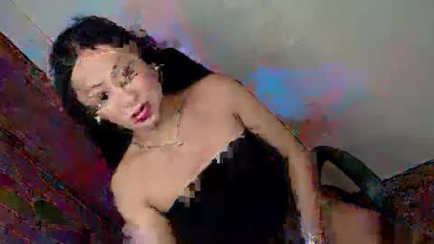 Snapshot of xxexpensive_candy chatting on November 6, 12:55 am Janae online show from November 6, 12:55 am