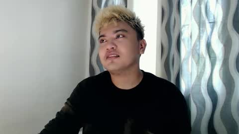 Loyd online show from February 15, 8:02 am