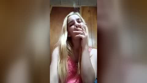 Snapshot of xxjessiebugxx chatting on July 6, 5:04 am xxjessiebugxx online show from July 6, 5:04 am