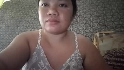 Snapshot of xxloriexx_me chatting on April 17, 10:57 pm xxloriexx_me online show from April 17, 10:57 pm