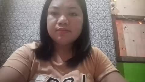 Snapshot of xxloriexx_me chatting on April 21, 6:31 am xxloriexx_me online show from April 21, 6:31 am