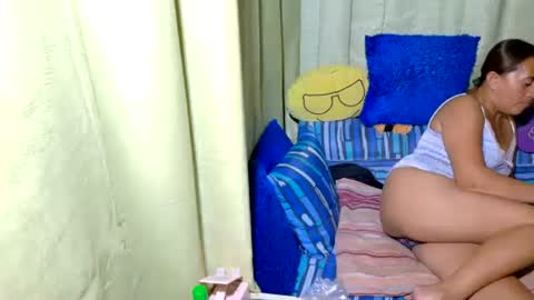 xxloveheart online show from March 1, 8:38 am