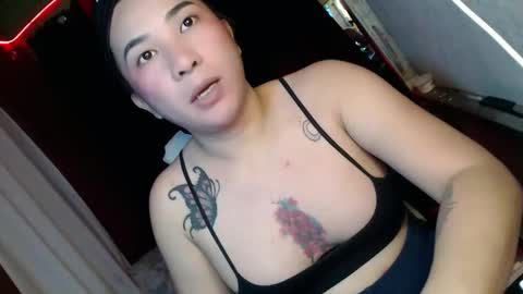 Snapshot of xxmariabig6xx chatting on April 11, 11:25 am xxmariabig6xx online show from April 11, 11:25 am